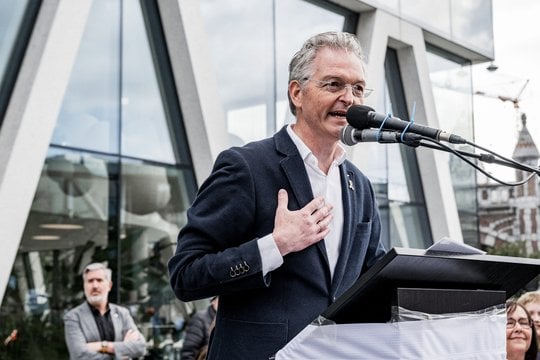 Pro-israelische Organisationen kämpfen Hand in Hand mit der extremen Rechten