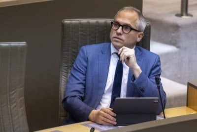 Hat der flämische Finanzminister Ben Weyts gelogen? Wusste die N-VA schon seit einiger Zeit, dass der Haushalt nicht auf dem richtigen Weg war? „Nägel bei Ebbe“
