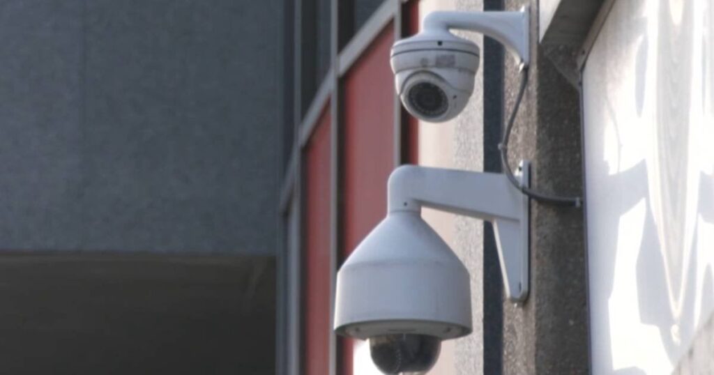 Die Polizei in Antwerpen möchte Kameras mit KI entwickeln, die Straßengewalt erkennen