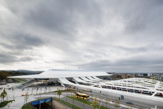 Der Bahnhof Bergen kostet 480 Millionen Euro, 9399 Passagiere pro Woche