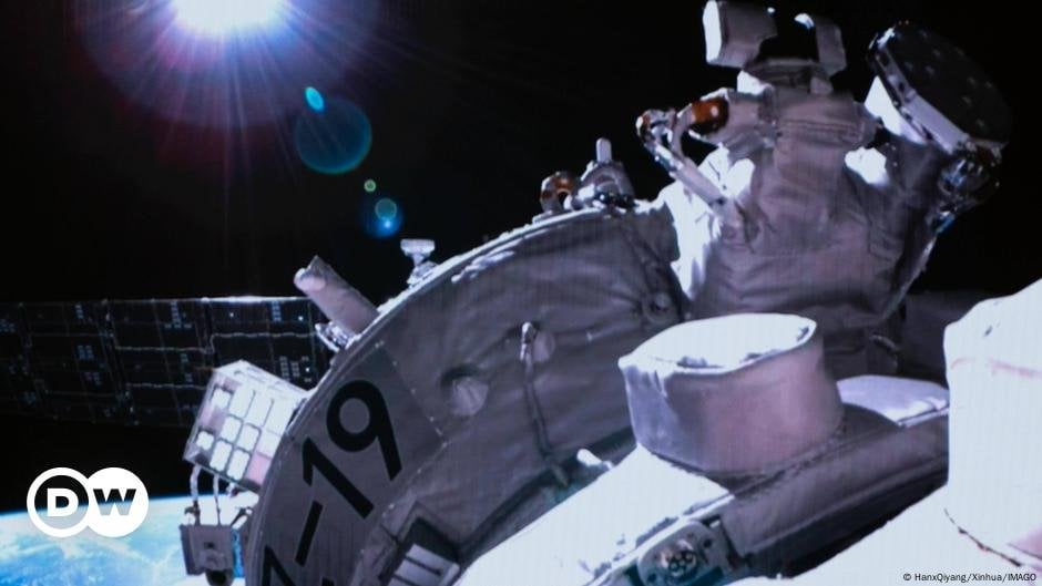 DW (Englisch): Die besten Bilder aus dem Weltraum im Jahr 2024