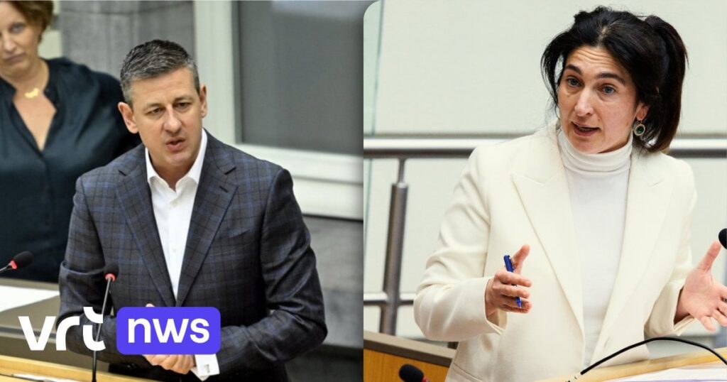 Aufregung im flämischen Parlament: Chris Janssens (Vlaams Belang) soll gesagt haben, Minister Demir (N-VA) wäre besser dran gewesen, in sein eigenes Land zurückzukehren. Aufregung im flämischen Parlament: Chris Janssens (Vlaams Belang) soll gesagt haben, Minister Demir (N-VA) wäre besser dran gewesen, in sein eigenes Land zurückzukehren.