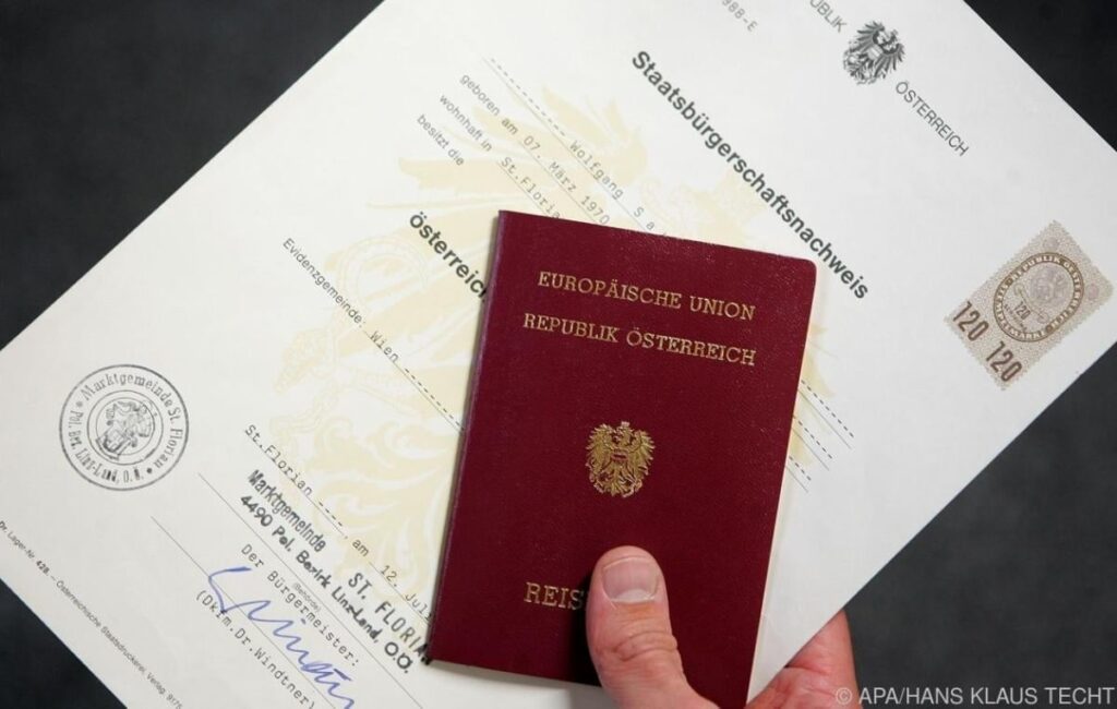 Hymne wegen Religion verweigert: Mann vorerst staatenlos