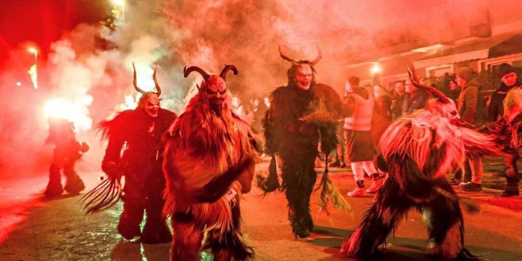 An Hörnern gezogen: Krampus verlor nach Angriff in Kärnten das Bewusstsein