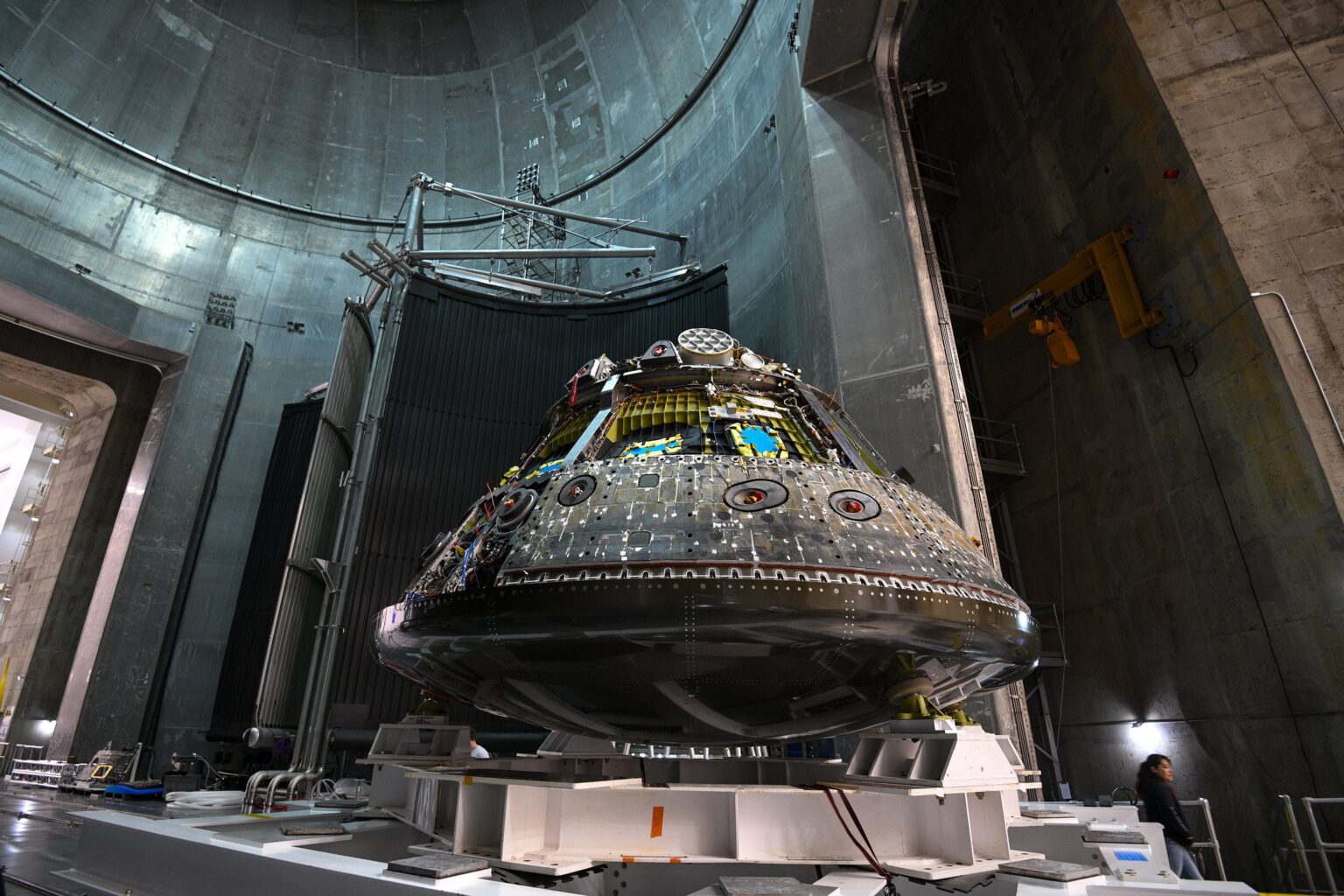 Orion-Raumsonde nach Artemis-I-Mission in Ohio getestet – 17. Dezember 2024 [details on NASA’s 11-month test campaign]