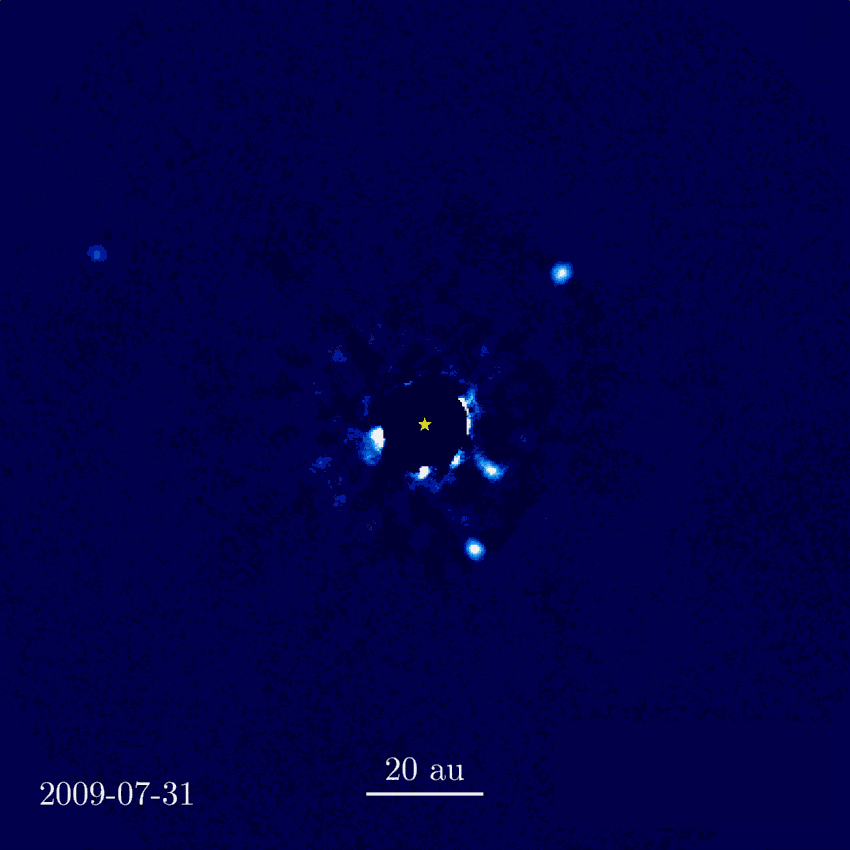 HR 8799 war der erste Stern, dessen Planetensystem durch direkte Bildgebung bestätigt wurde
