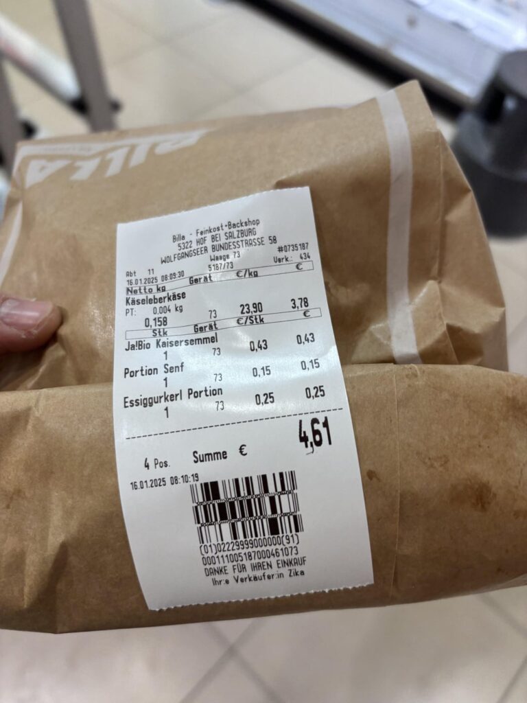 Ich: ich sollte gesunder Ernährung essen. Auch ich: €4 Kasleberkassemmel fürs Frühstück