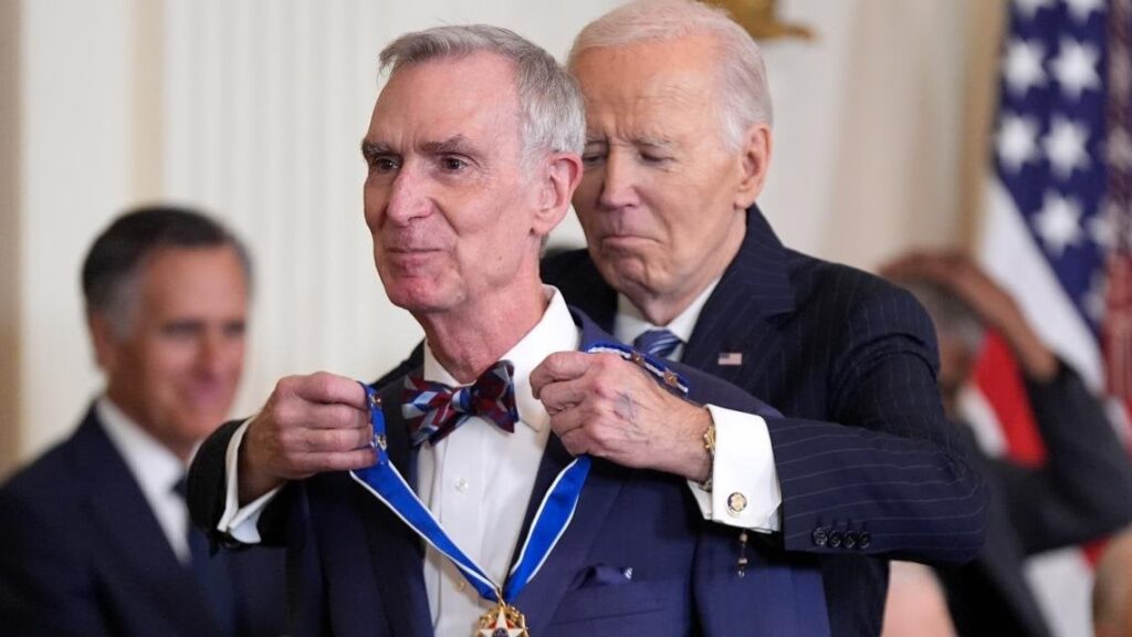 Bill Nye wurde mit der Presidential Medal of Freedom ausgezeichnet