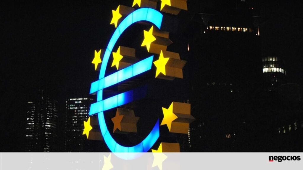 Die Eurozone wickelt im vierten Quartal tief und stagniert. Portugal wächst am schnellsten Die Eurozone wickelt im vierten Quartal tief und stagniert. Portugal wächst am schnellsten