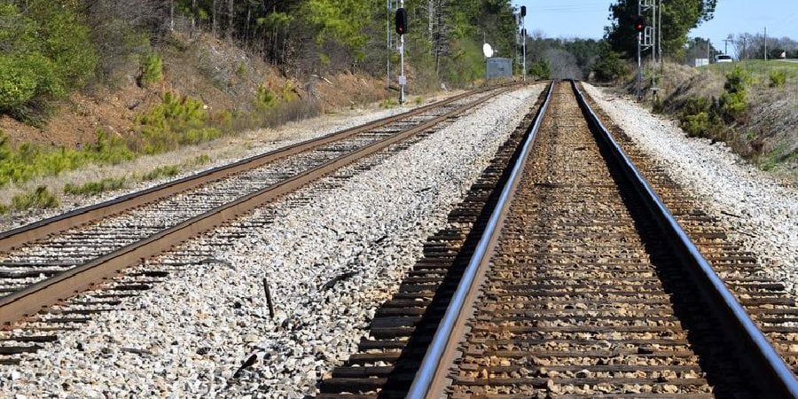 Neue Verzögerung auf Hochgeschwindigkeitsstrecke aufgrund von Unstimmigkeiten mit der iberischen Spurweite – Executive Digest