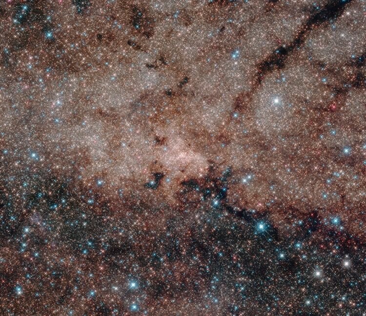 Der Kohlenstoff in unserem Körper verließ wahrscheinlich die Galaxie und kam auf dem kosmischen „Förderband“ zurück.
