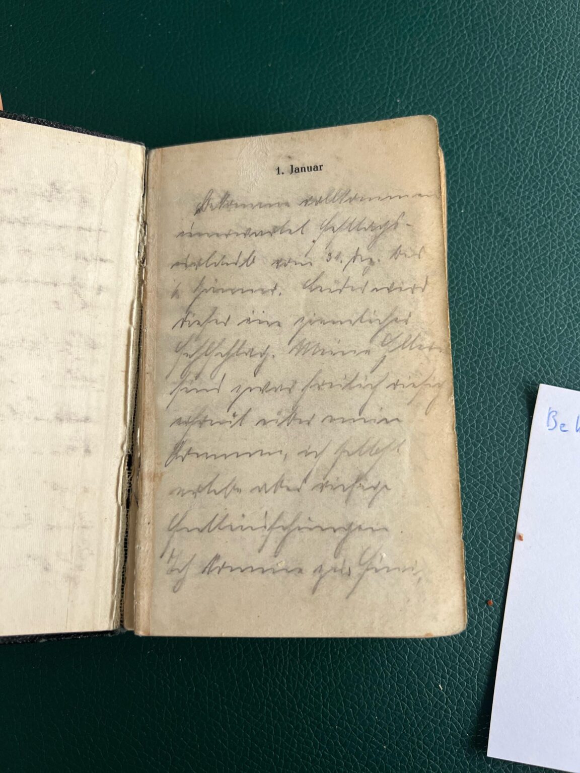 Helft mir das Tagebuch meines 100-jährigen Opas zu übersetzen. Helft mir das Tagebuch meines 100-jährigen Opas zu übersetzen.