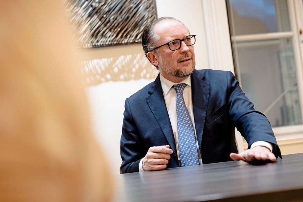 Außenminister Schallenberg wird Übergangskanzler Außenminister Schallenberg wird Übergangskanzler