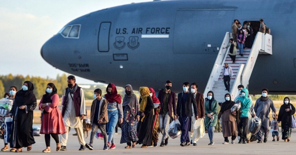 Trumps Aussetzung des Flüchtlingsprogramms bringt Afghanen und andere in potenzielle Gefahr, sagen Befürworter