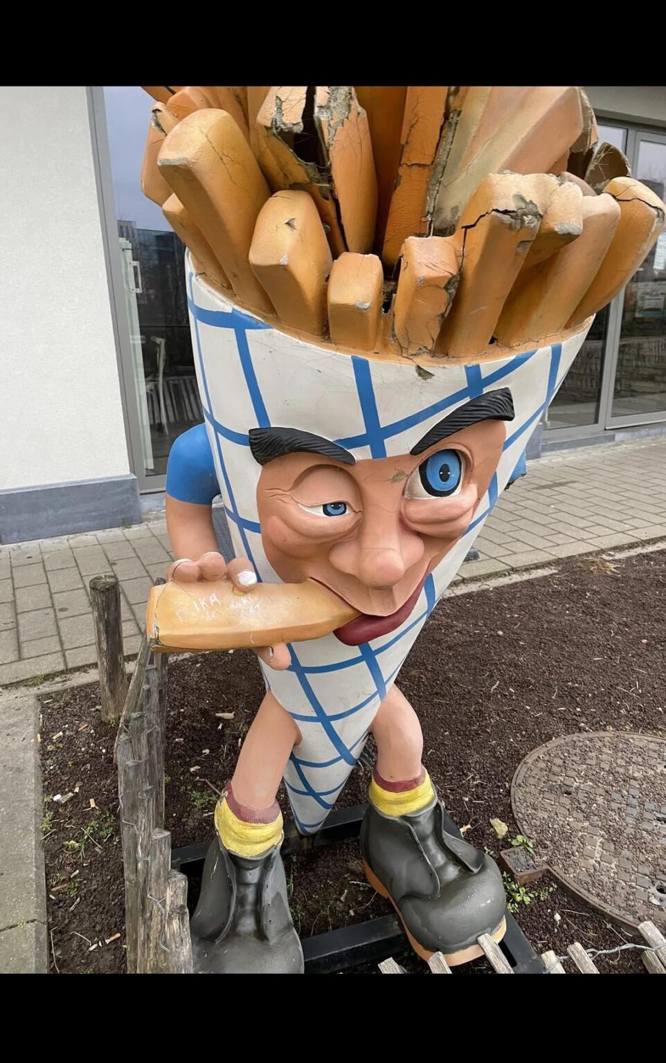 Wenn Sie dies vor einem Restaurant sehen, wissen Sie, dass ihre Pommes Waren sind