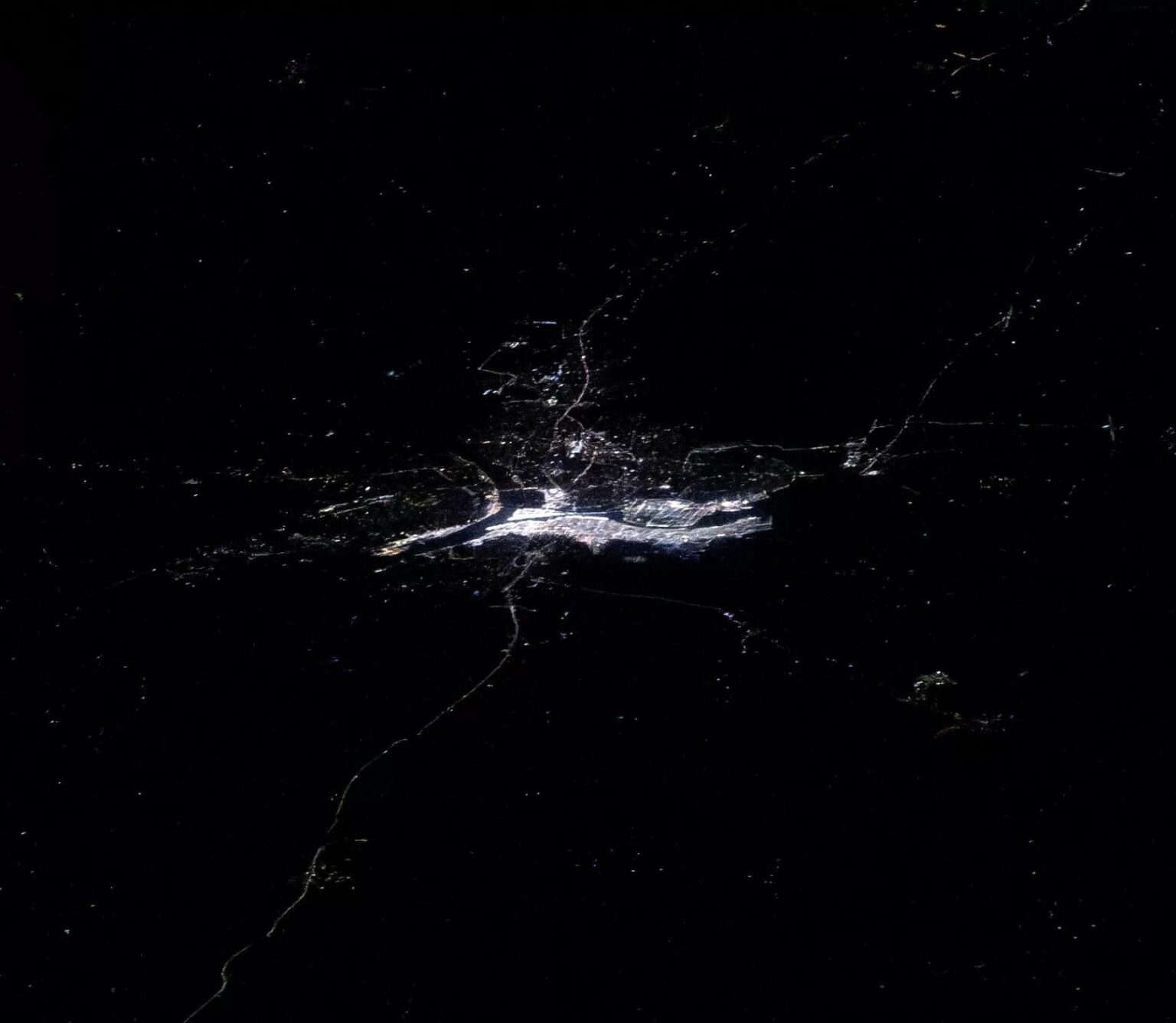 Maha Kumbh: Der NASA -Astronaut teilt atemberaubende Bilder, die aus dem Weltraum aufgenommen wurden