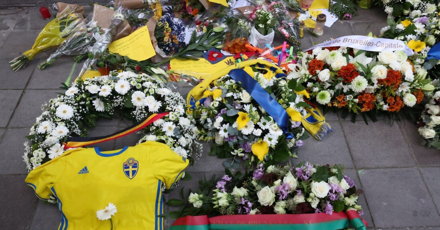 Belgien bittet die Niederlande, Spanien, zwei Verdächtige in der islamistischen Angriffssonde auszuliefern