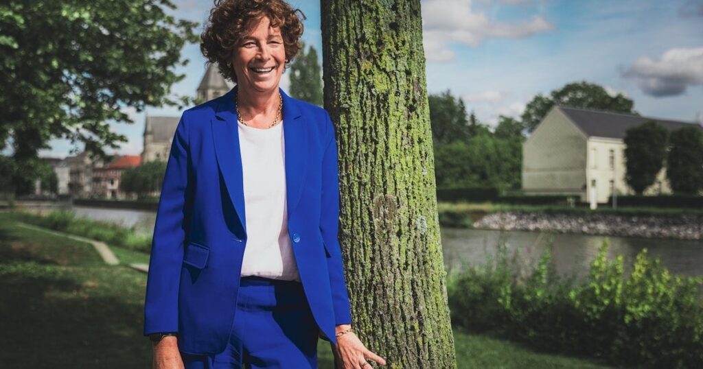 Petra de Sutter (grün) stoppt die Politik und wendet sich als Rektor von Ugent an