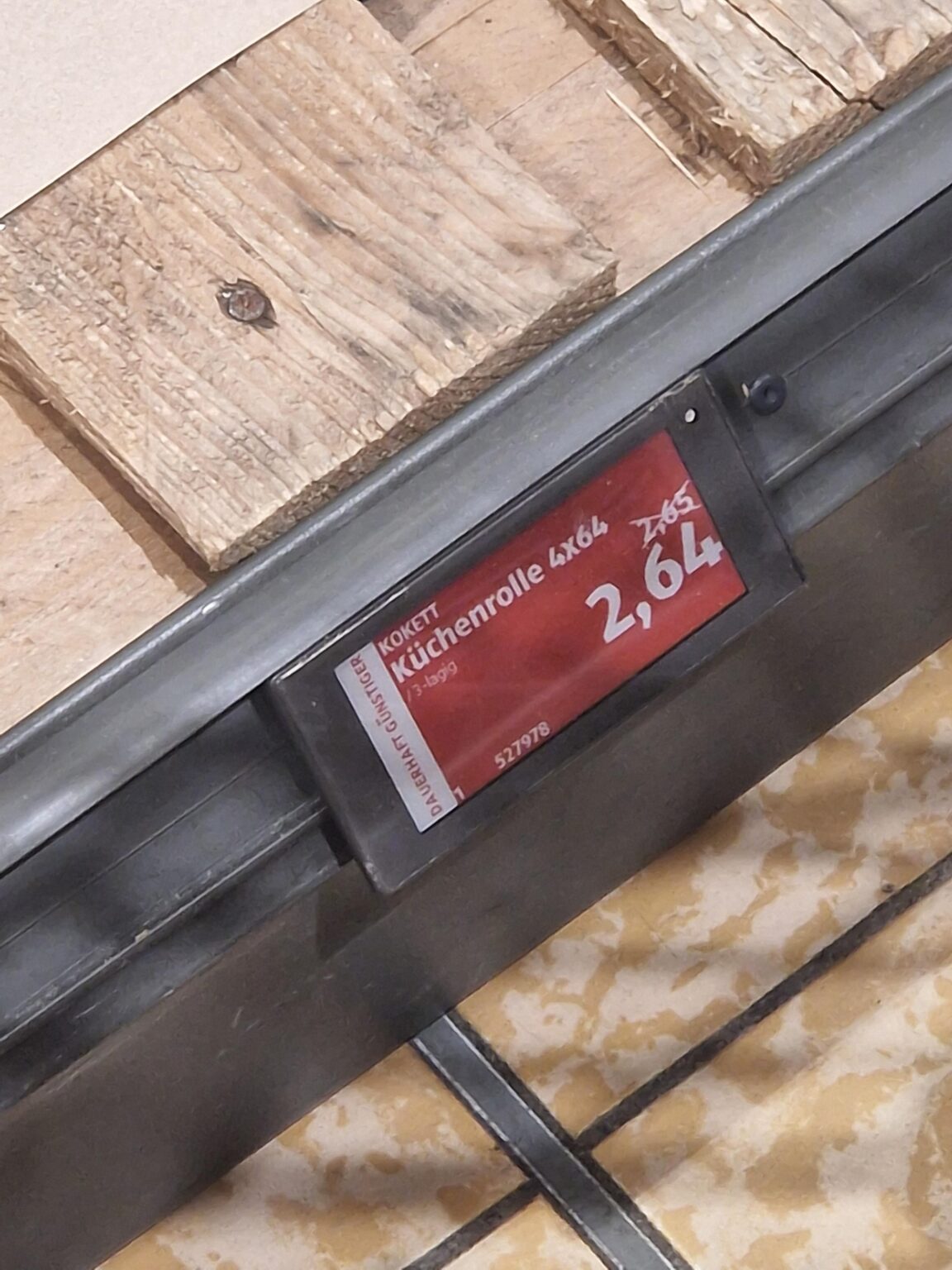 Hofer besticht mit verlockenden Angeboten