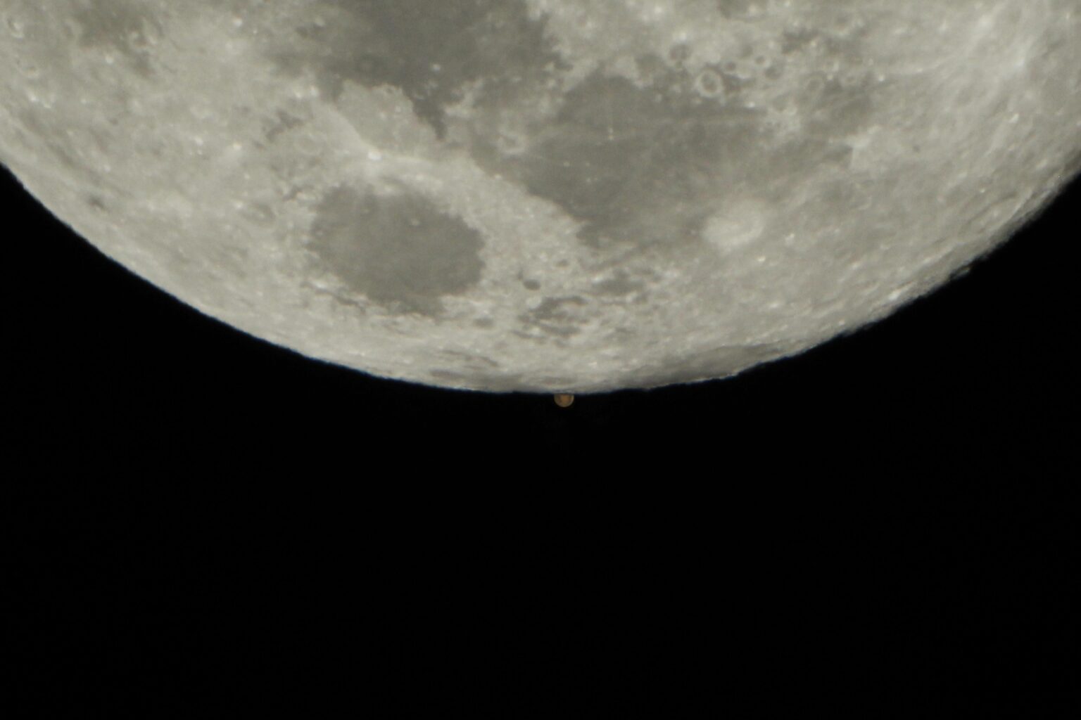 Mars und Mond während der Bedeckung, Januar 2025