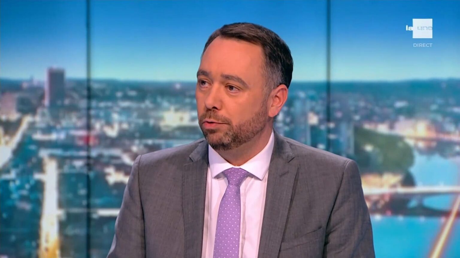 „Ich gehe davon aus, dass es Maßnahmen geben wird, die einige Menschen unweigerlich zum Schaudern bringen werden“, sagt Maxime Prévot zu Jeudi en Prime