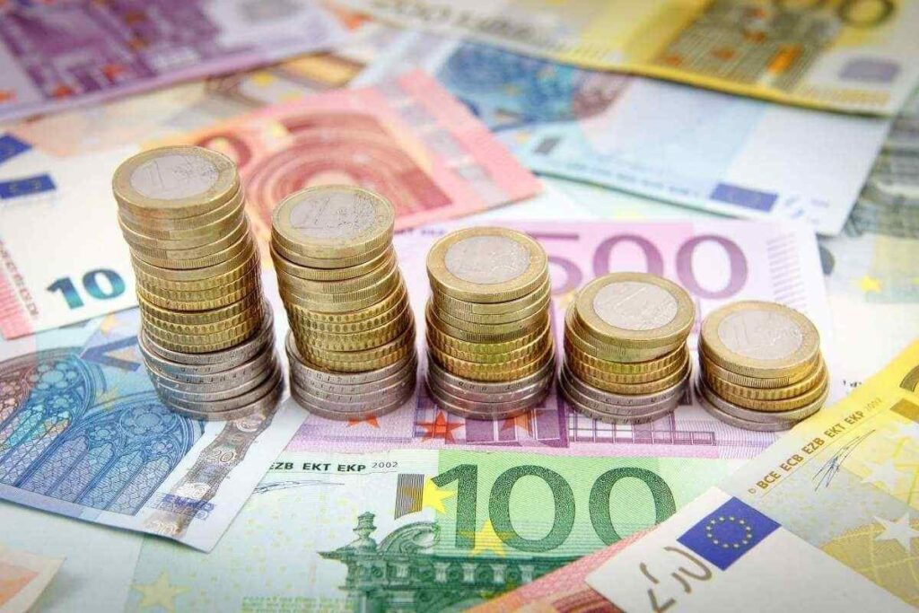 2676 € Net Medianeikko 2024