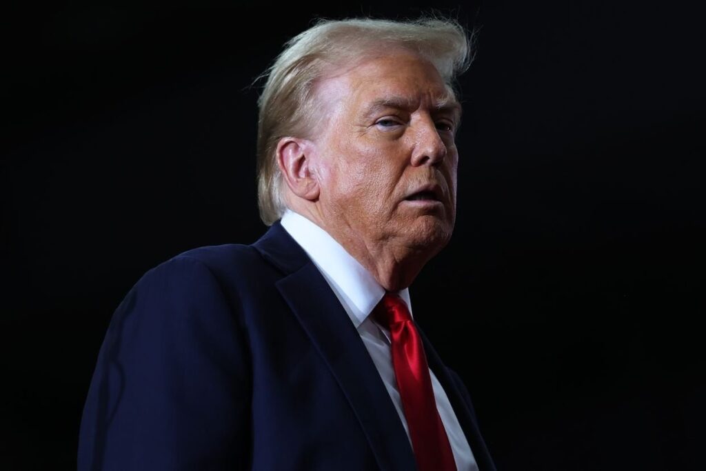 Trump nennt Zelensky 'Diktator', warnt vor dem Tod der Ukraine ohne Wahlen