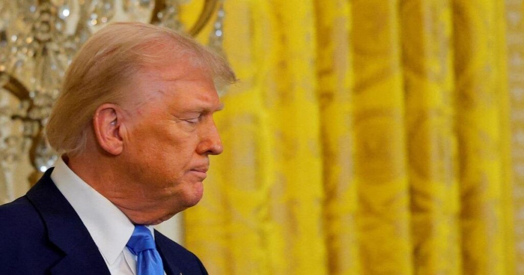 Donald Trump kündigt den Verkauf von ständigen Wohnsitztiteln „Golden Card“ gegen 5 Millionen US -Dollar an Donald Trump kündigt den Verkauf von ständigen Wohnsitztiteln "Golden Card" gegen 5 Millionen US -Dollar an
