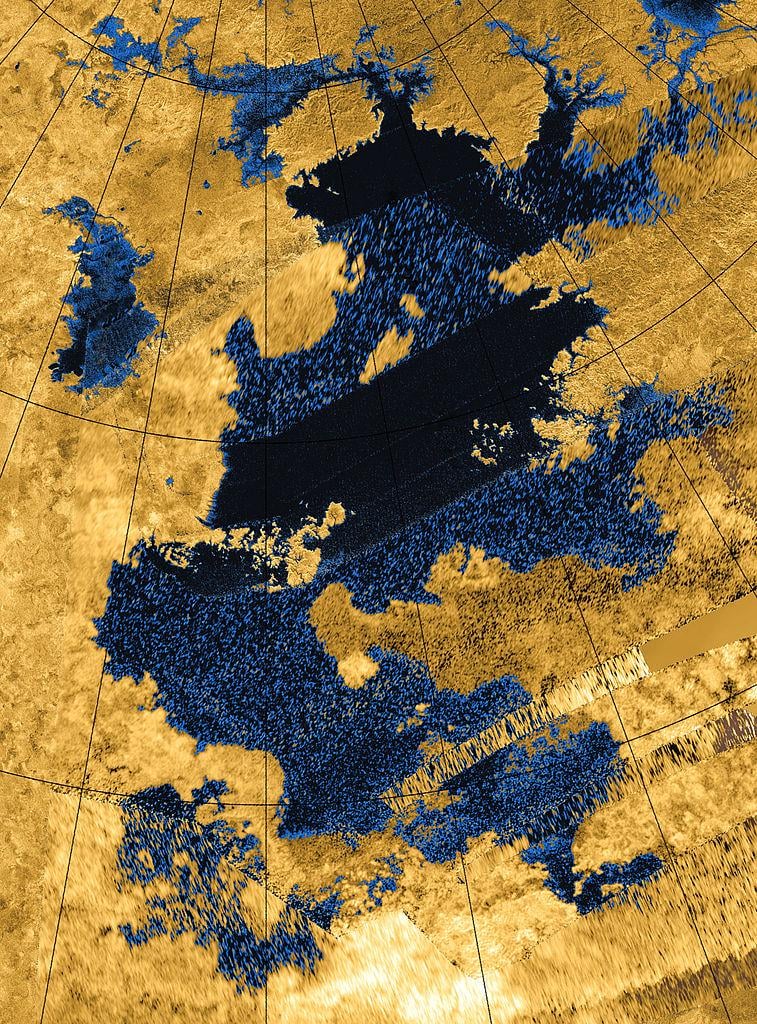 Radarbild der Kraken Stute, des größten See im Sonnensystem