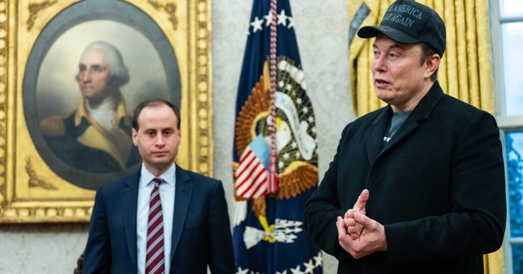 Elon Musk erscheint mit Trump, um die Überholung der Regierung zu verteidigen: Live -Updates