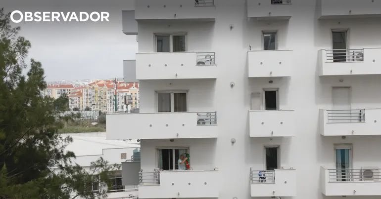 Das ältere Ehepaar verliert nach Hause, weil ihre Tochter von ihrem Partner in Sesimbra ermordet wurde