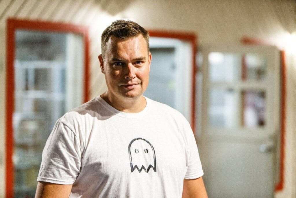 „Wenn du dich selbst tötest, werde ich dich zu Sachen machen!“ Was ist der Einwand des Schriftstellers, der für die Rechte von Kindern und Frauen kämpft? "Wenn du dich selbst tötest, werde ich dich zu Sachen machen!" Was ist der Einwand des Schriftstellers, der für die Rechte von Kindern und Frauen kämpft?