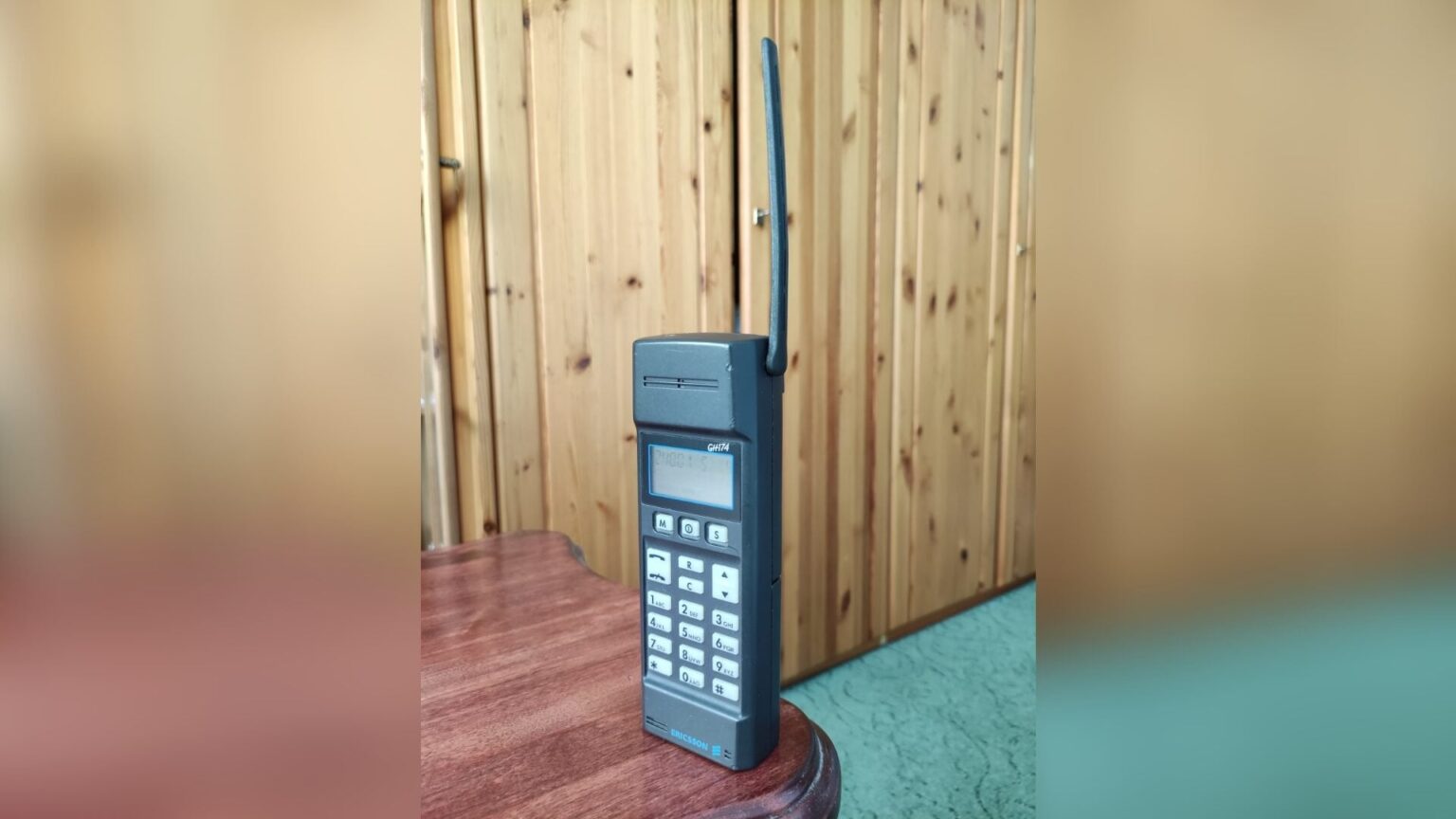 Besitzer eines der ältesten Mobiltelefone in Estland: Ericsson, älter als 30 Jahre, kann noch gemacht werden - Digigenius
