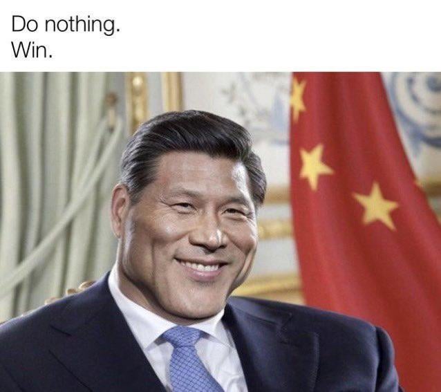 Hat Fico nicht ein wenig Unrecht getan, als wir die Kot für eine Reise nach China geworfen haben? Trump hat uns wahrscheinlich zusammen mit Kanada, Panama, Mexiko usw. nach Osten ausgeworfen ...