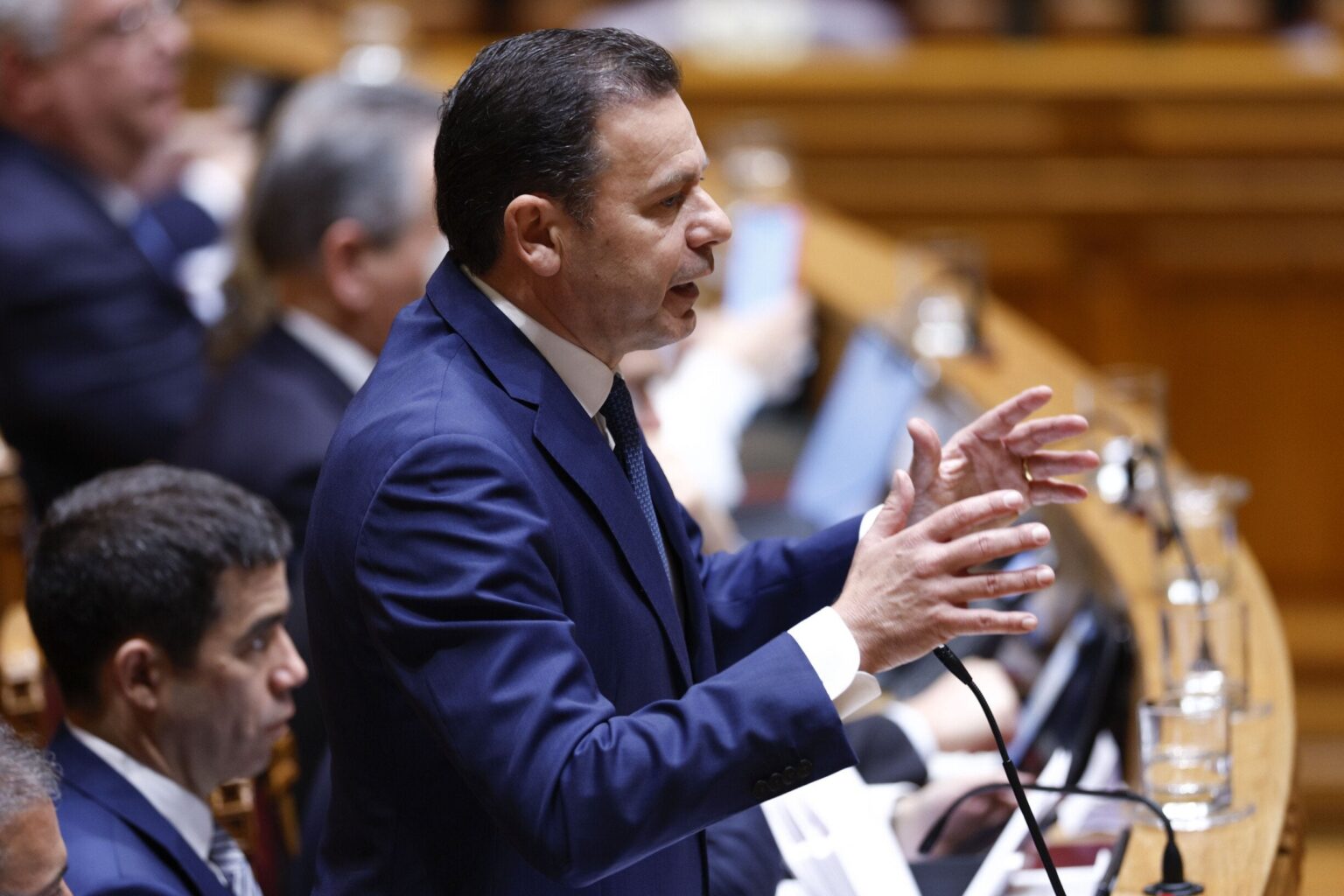 Politische Positionen schießen mit Costa und brechen Rekord in der Regierung von Montenegro ab
