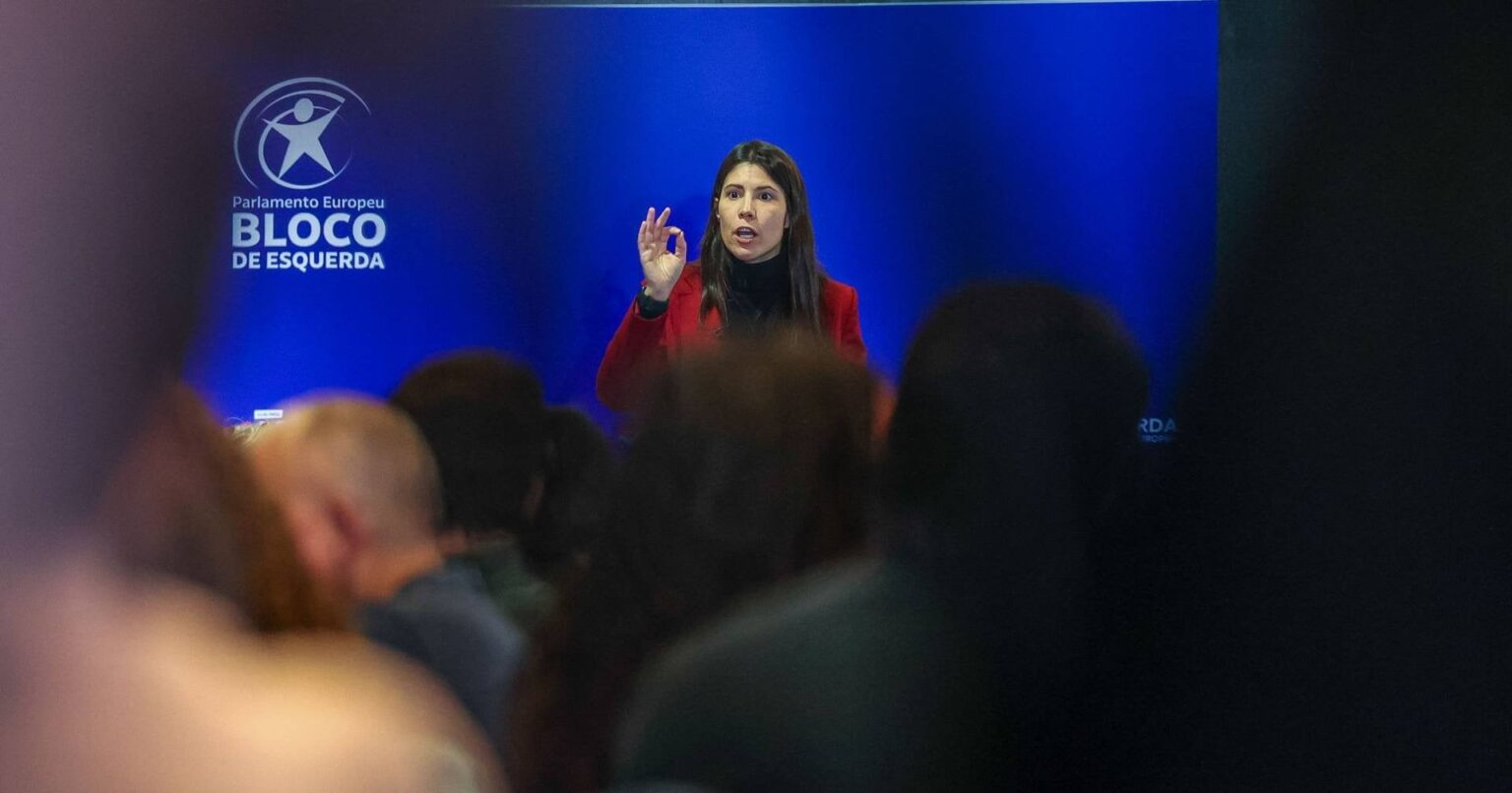 Bestätigt, dass die Arbeitnehmer im Jahr 2022 scheiterten, hatten „flexible“ Verträge des Dienstes (die Juristen als „zweifelhaft“ sagen) Bestätigt, dass die Arbeitnehmer im Jahr 2022 scheiterten, hatten "flexible" Verträge des Dienstes (die Juristen als "zweifelhaft" sagen)
