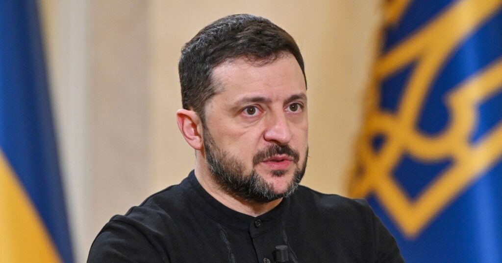 Zelenskyy trifft Trumps Kommentare zurück, sagt die Ukraine, nicht zum Verkauf