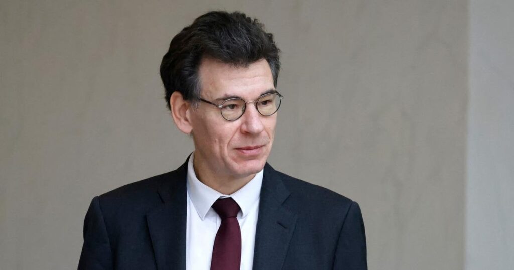 Die Regierung bedauert die Unterdrückung eines französischen Wissenschaftlers durch die Vereinigten Staaten