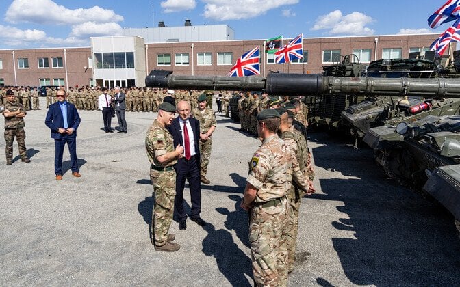 Die Briten können ihre Truppen im Falle einer ukrainischen Friedensmission aus Estland nehmen