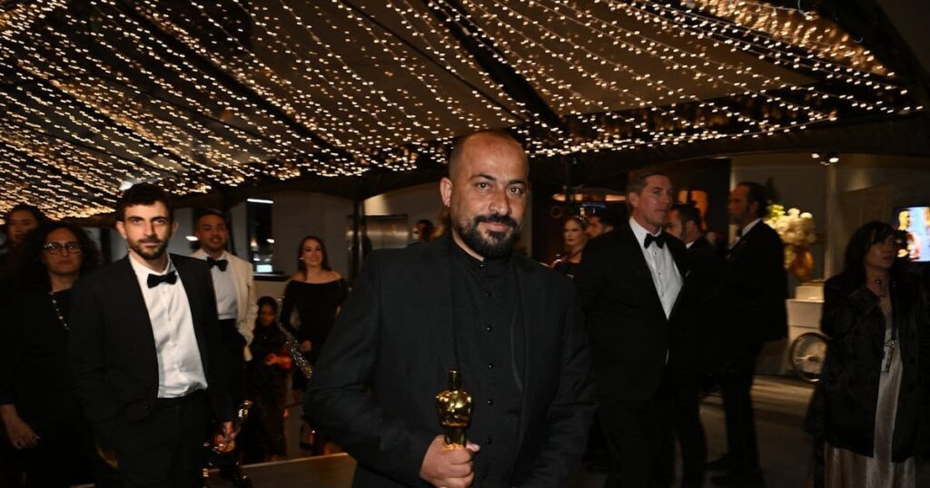 Oscar-Preisträgerpalästinensischer Regisseur nach dem israelischen Mob-Angriff entführt
