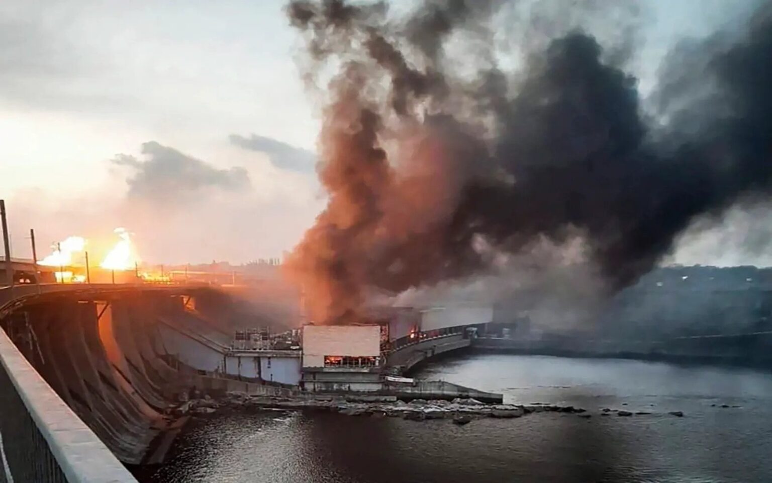 Russland stimmte zu, einige Streiks gegen die Ukraine einzustellen