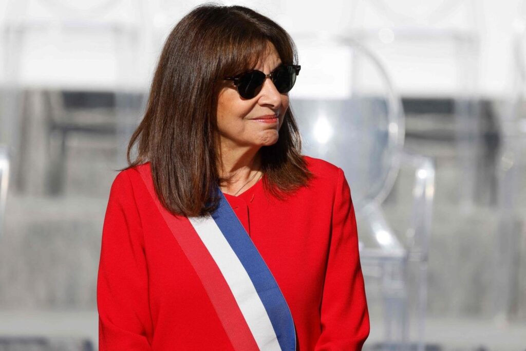 Municipal 2026: Anne Hidalgo verurteilt einen Vertrag zwischen François Bayrou und Rachida Dati in Paris [expliquant l'empressement pour modifier le mode de scrutin à Paris, Lyon et Marseille]