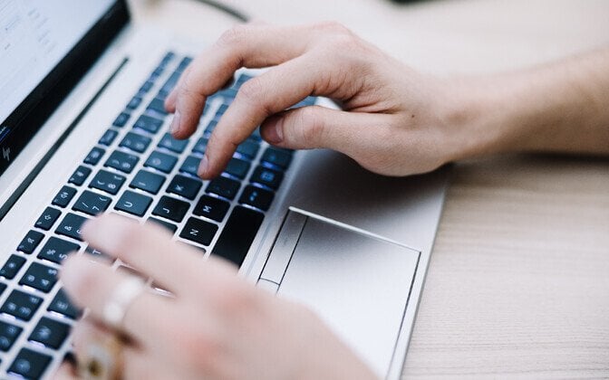 Der Staat mietet neue Laptops für einen öffentlichen Sektor für 52 Millionen EUR