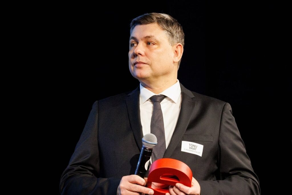 Beamte bearbeiteten nach zwei Sätzen nach neun Monaten ein kleines Unternehmen. E-Commerce Union Manager: Dies ist keine Ausnahme als Realität Beamte bearbeiteten nach zwei Sätzen nach neun Monaten ein kleines Unternehmen. E-Commerce Union Manager: Dies ist keine Ausnahme als Realität