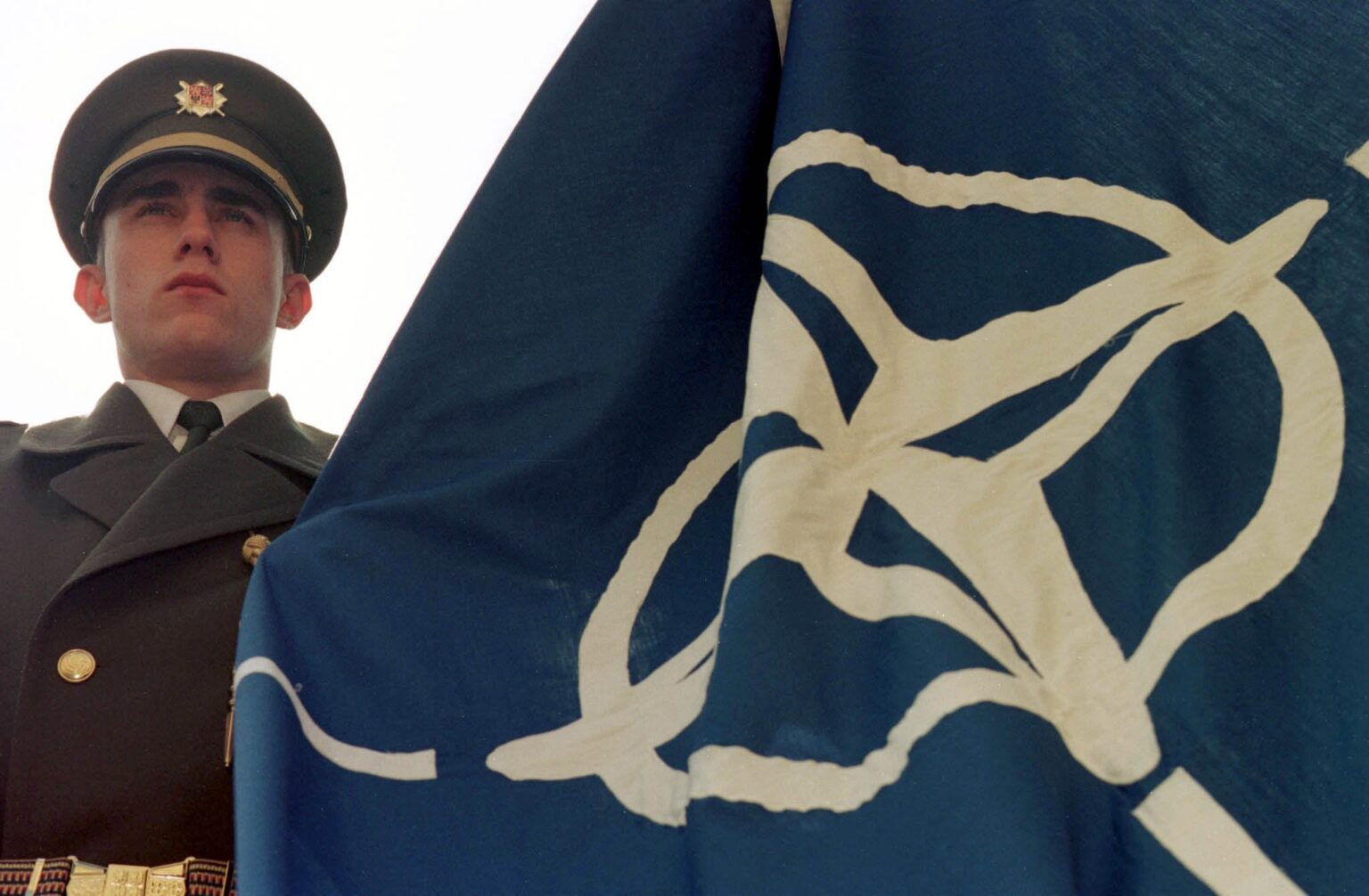 Sympathie mit dem Teufel: Die Lüge der NATO -Expansion