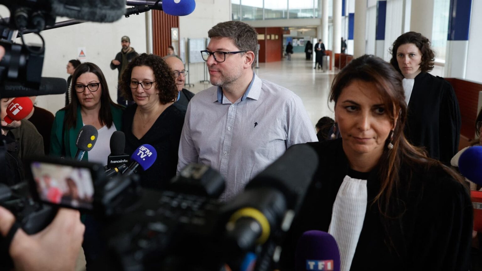DIREKT. Selbstmord von Evaëlle: 18 Monate in Gefängnisstrafe gegen den Lehrer erforderlich wegen Belästigung