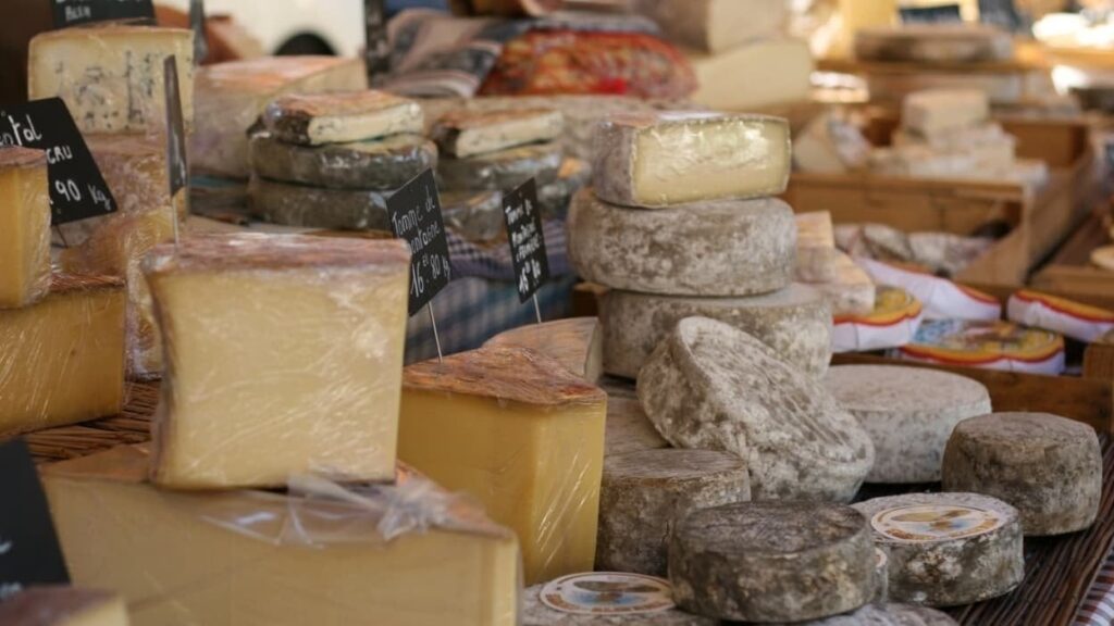"Wir erwarten 25%": Französische Käse befürchten, die nächsten Ziele amerikanischer Steuern zu sein