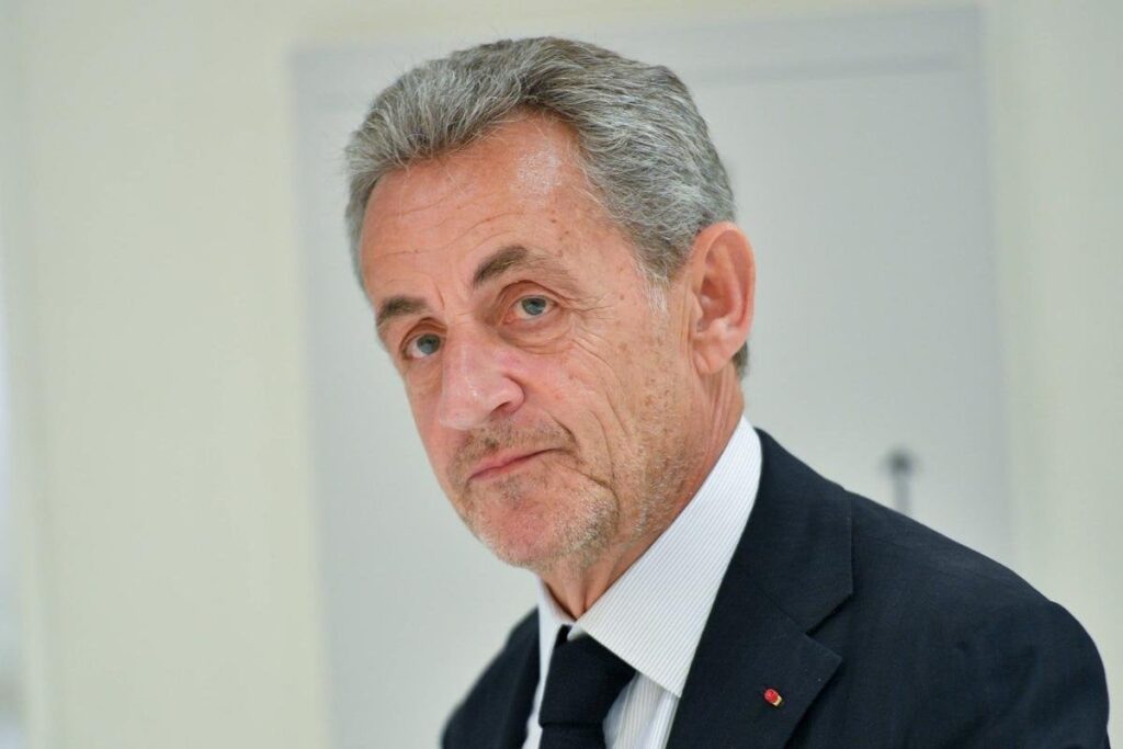 Sarkozy entzogen sich bald seiner Ehrenlegion? Die lange Woche der Unsicherheit des Ex-Kopfes des Staates
