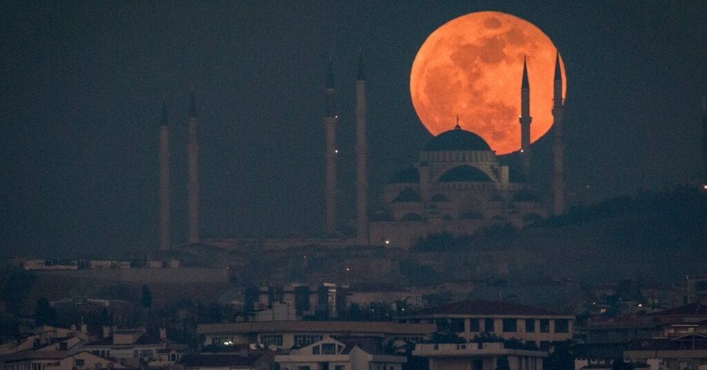 Wie man den March Blood Moon Lunar Eclipse sieht