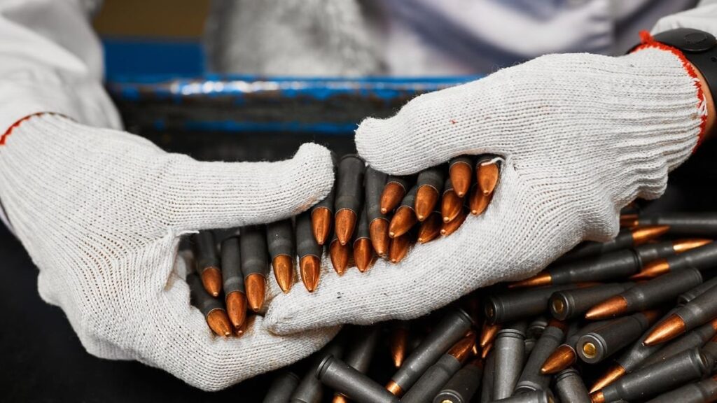 Die defensive Industrie ist ein Fuj Fuj Die defensive Industrie ist ein Fuj Fuj